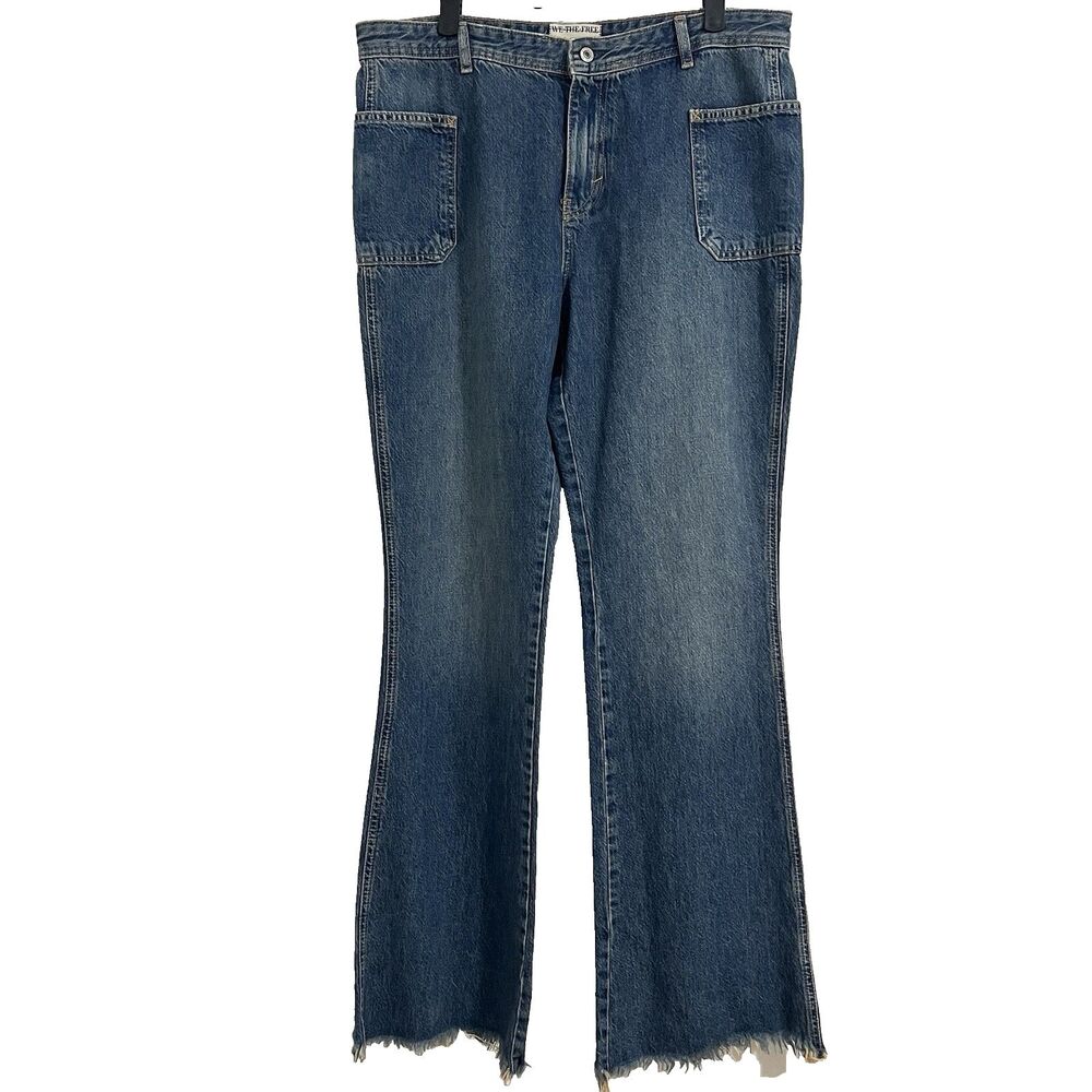 We The Free Izzy Low Rise Flare Jeans Size 31 Blue Frayed Hem Boho Festival